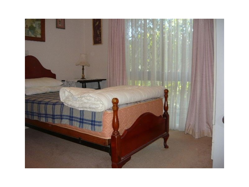 210 Discovery Drive, Helensvale QLD 4212