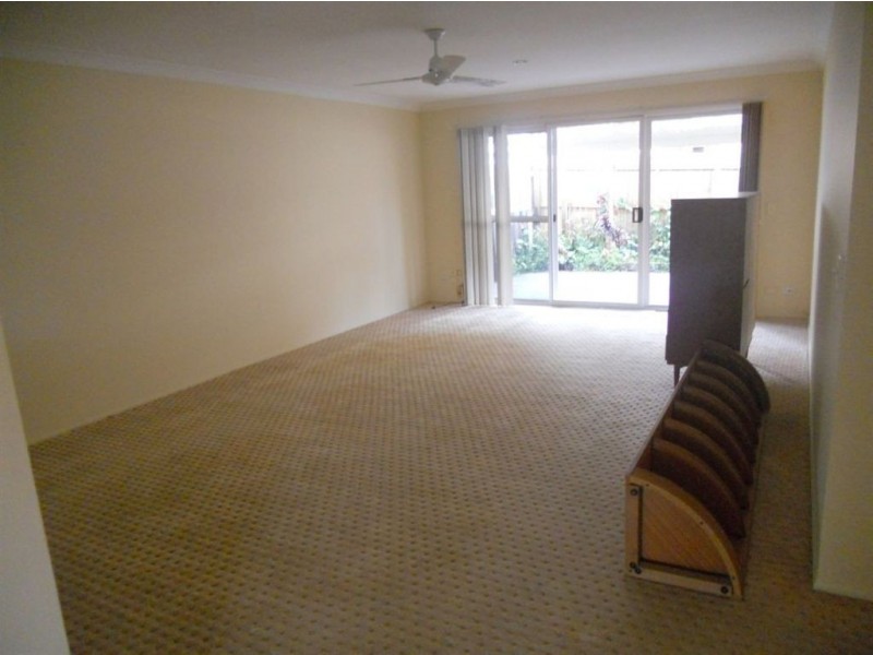 16/425 Oxley Drive, Runaway Bay QLD 4216