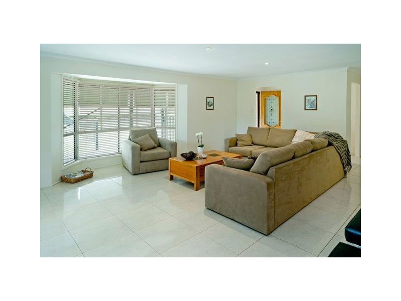 9 Rosedale Place, Helensvale QLD 4212