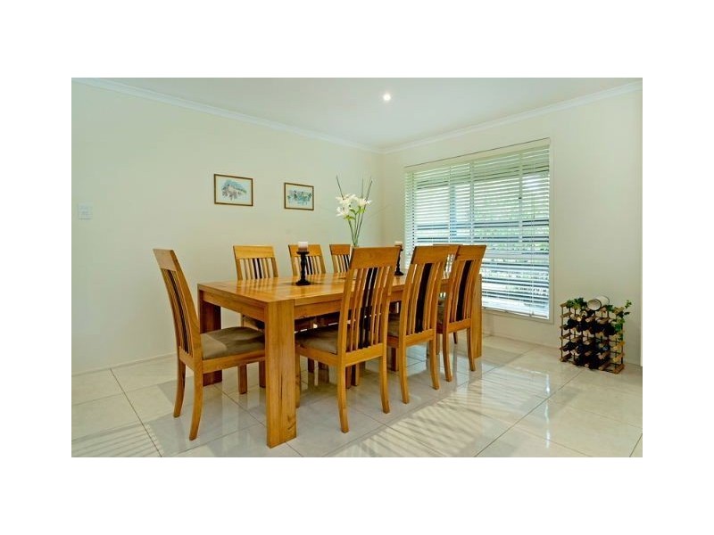 9 Rosedale Place, Helensvale QLD 4212