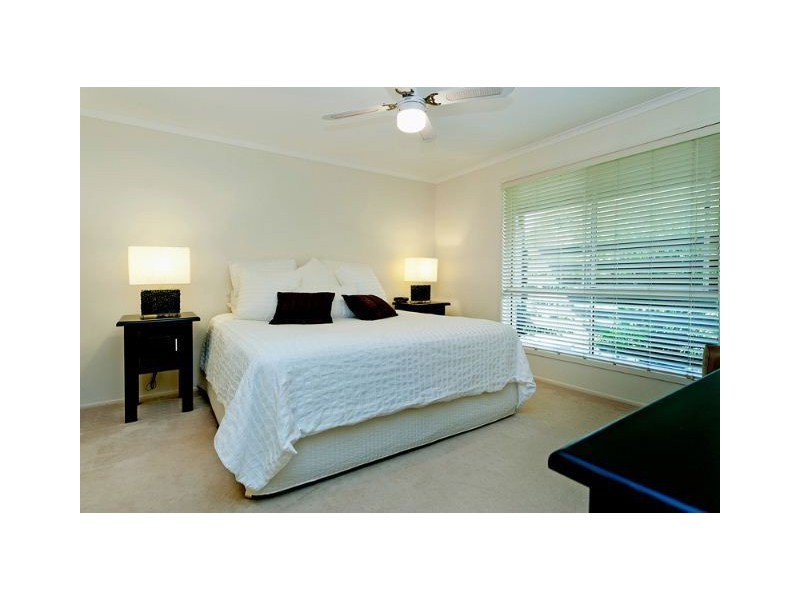9 Rosedale Place, Helensvale QLD 4212