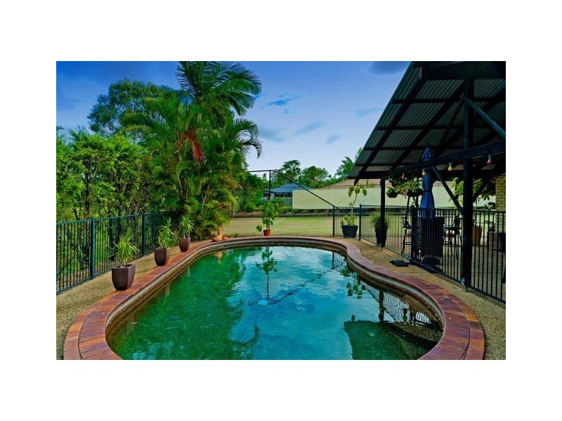 9 Rosedale Place, Helensvale QLD 4212