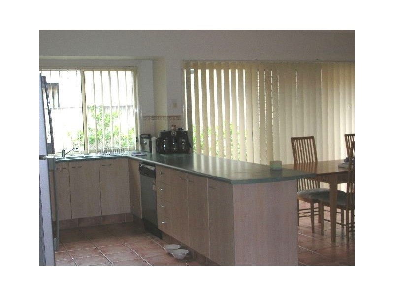 22 Wandilla Drive, Helensvale QLD 4212