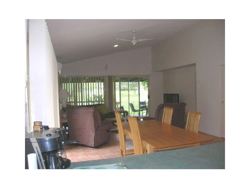 22 Wandilla Drive, Helensvale QLD 4212