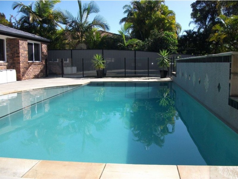 115 Mildura Drive, Helensvale QLD 4212