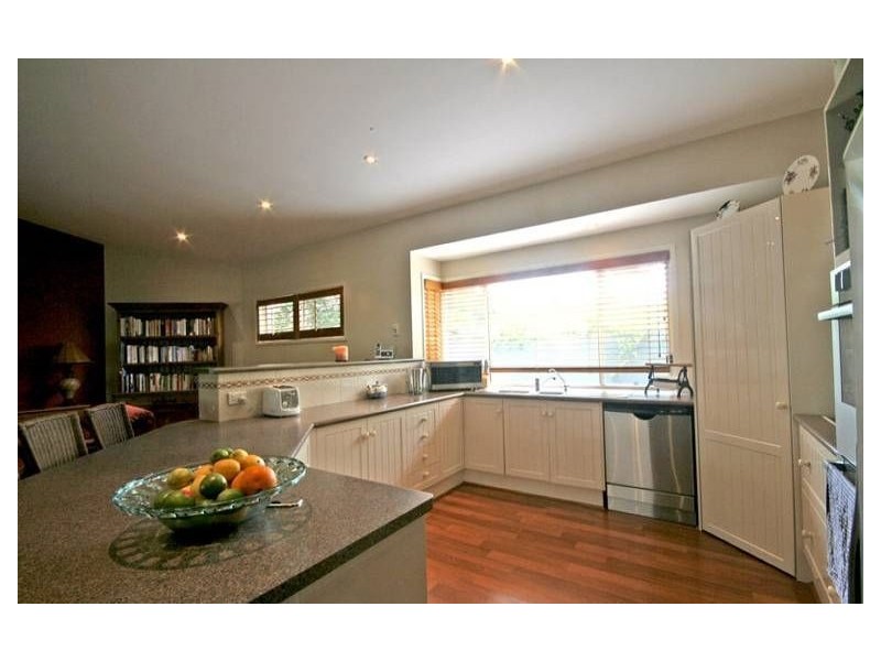 5 Tranquility Circuit, Hope Island QLD 4212