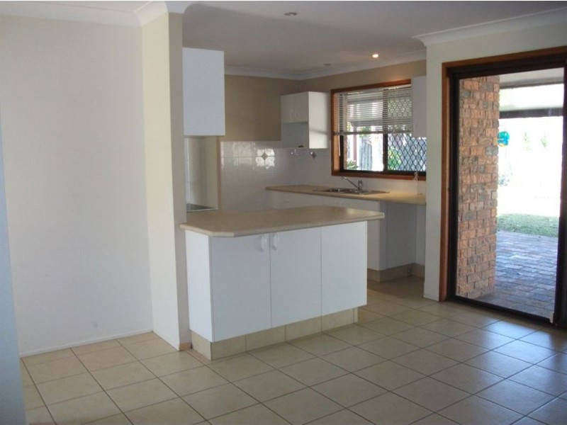 9 Minden Crescent, Helensvale QLD 4212