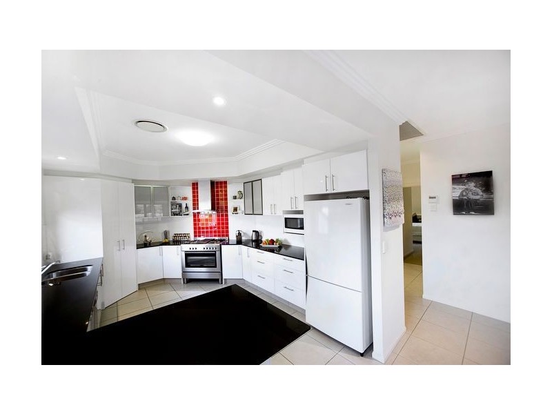 8 Meroo Place, Upper Coomera QLD 4209