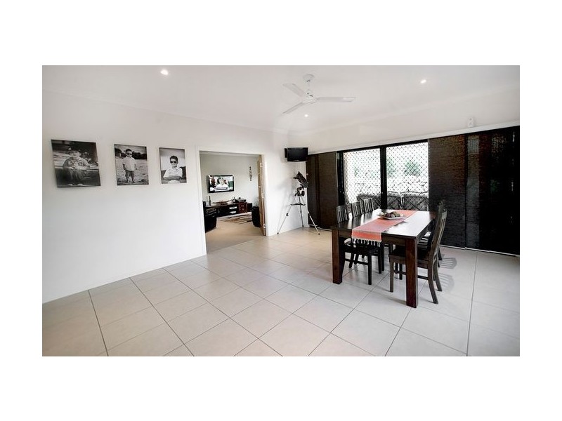 8 Meroo Place, Upper Coomera QLD 4209