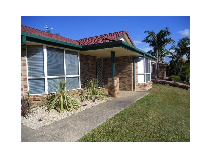63 Cootharaba Drive, Helensvale QLD 4212