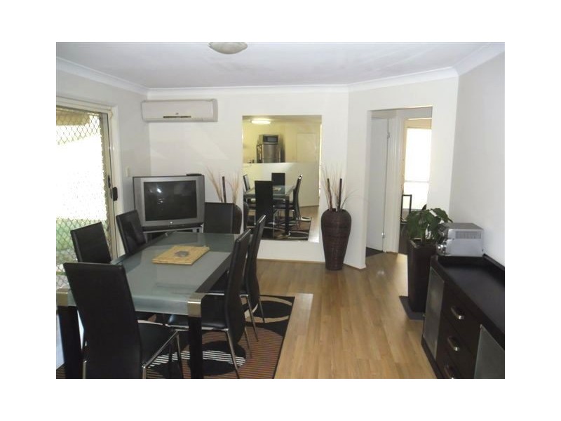 63 Cootharaba Drive, Helensvale QLD 4212