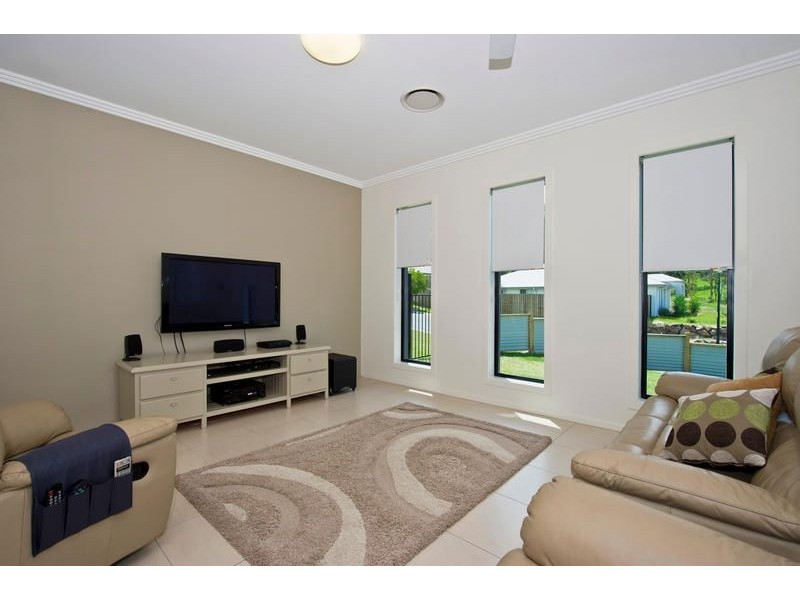 2 Bundoora Street, Upper Coomera QLD 4209