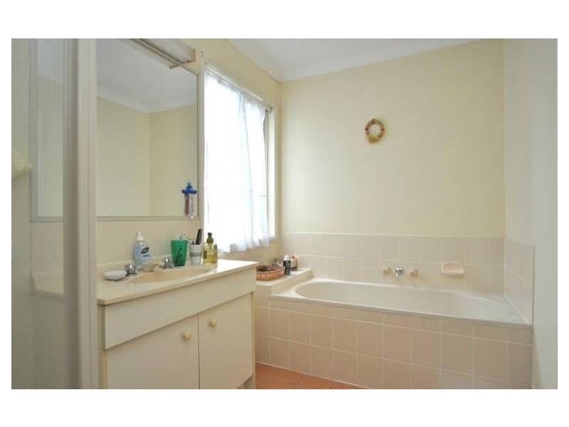 21 Renoir Drive, Coombabah QLD 4216