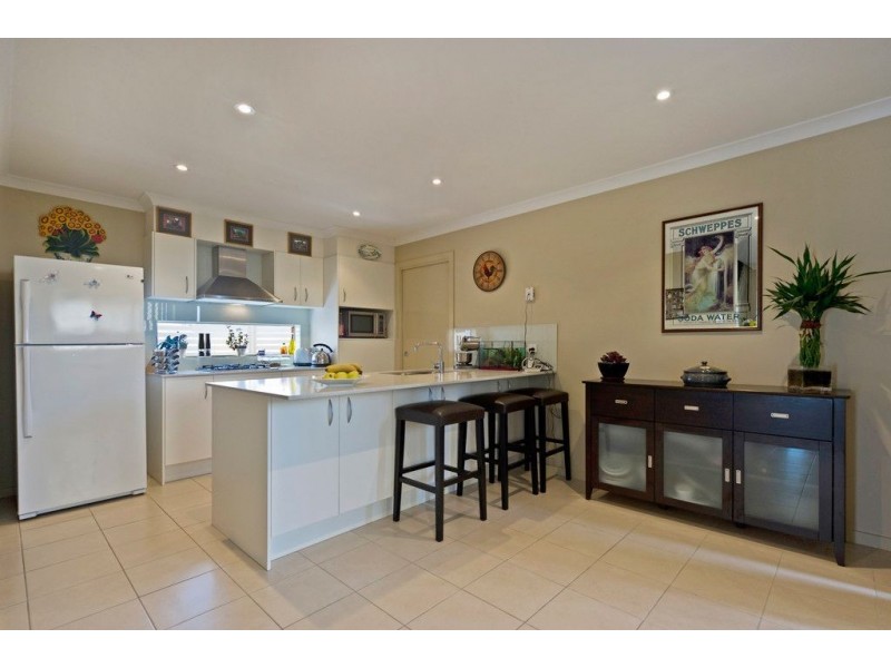 2/8 Holl Lane, Coomera QLD 4209