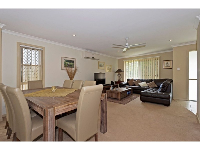 2/8 Holl Lane, Coomera QLD 4209