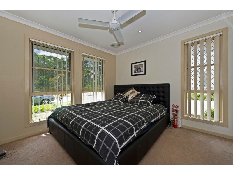 2/8 Holl Lane, Coomera QLD 4209