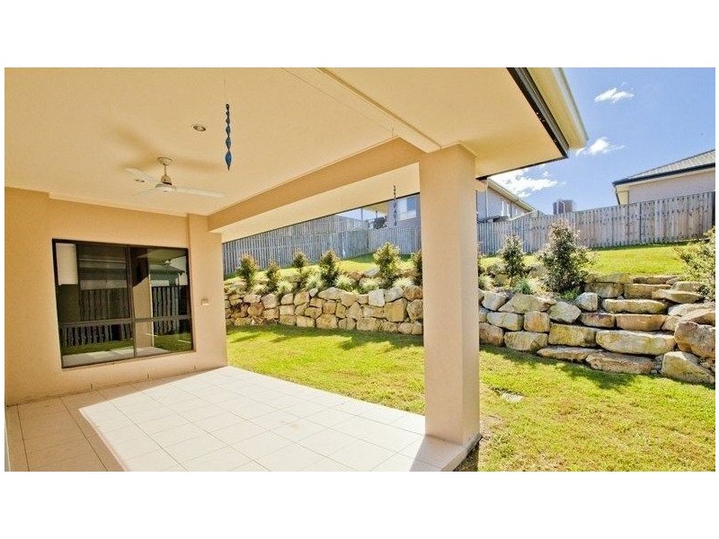 8 Meroo Place, Upper Coomera QLD 4209