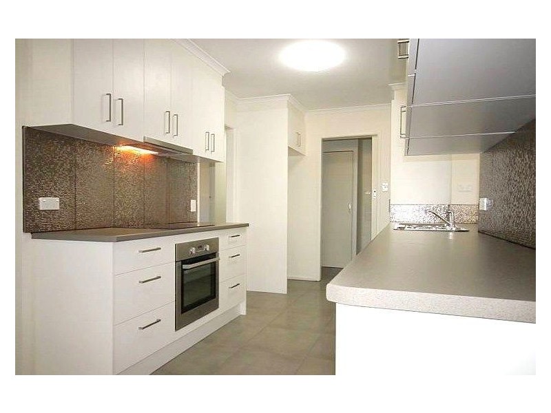 26 Ashgrove Avenue, Biggera Waters QLD 4216