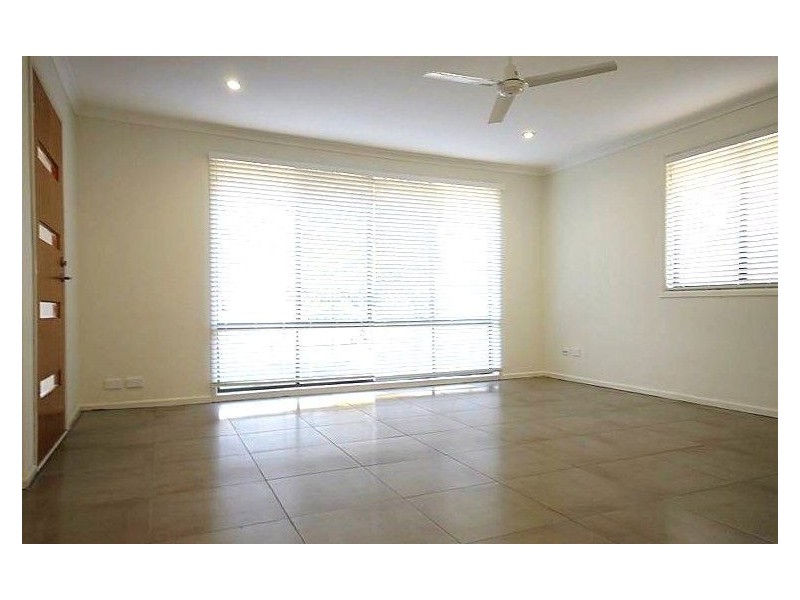 26 Ashgrove Avenue, Biggera Waters QLD 4216