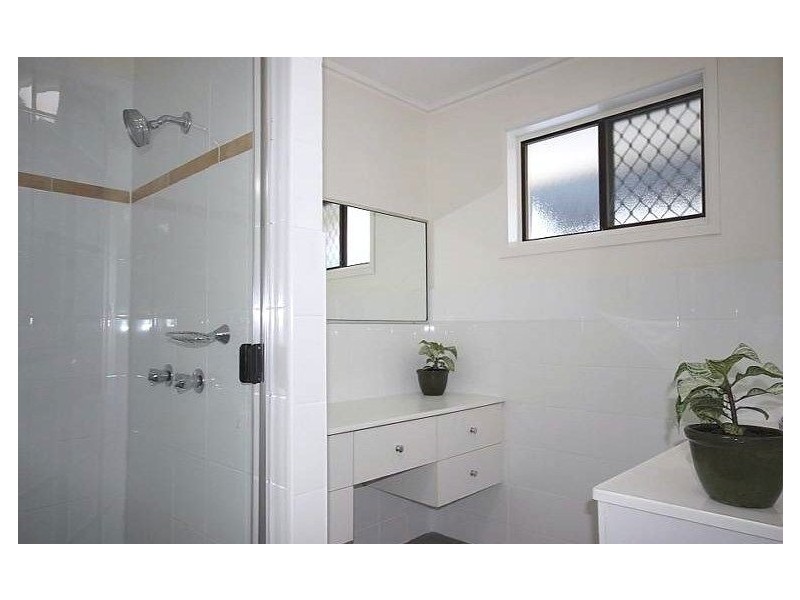 26 Ashgrove Avenue, Biggera Waters QLD 4216