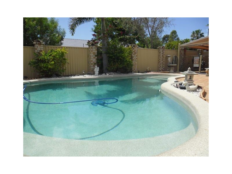 54 Cootharaba Drive, Helensvale QLD 4212