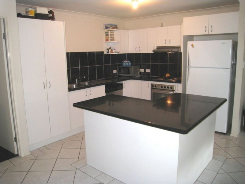 Pacific Pines QLD 4211