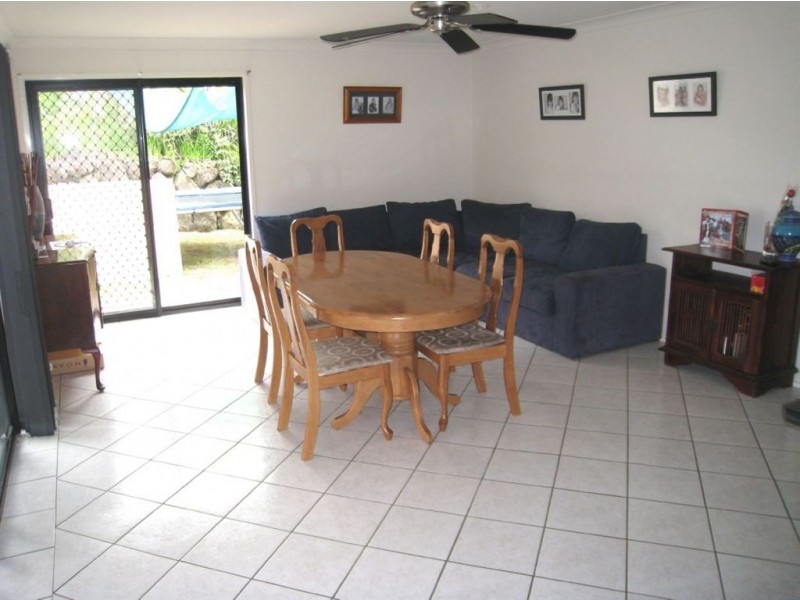 Pacific Pines QLD 4211