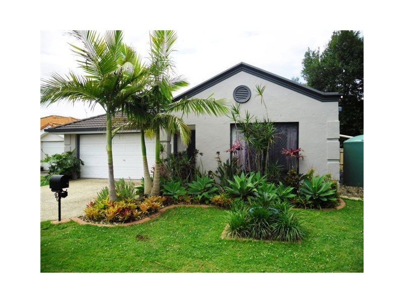 50 Serafina Drive, Helensvale QLD 4212