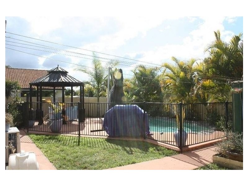 50 Serafina Drive, Helensvale QLD 4212