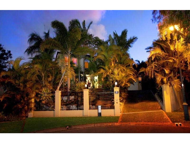 26 Polynesia Avenue, Pacific Pines QLD 4211