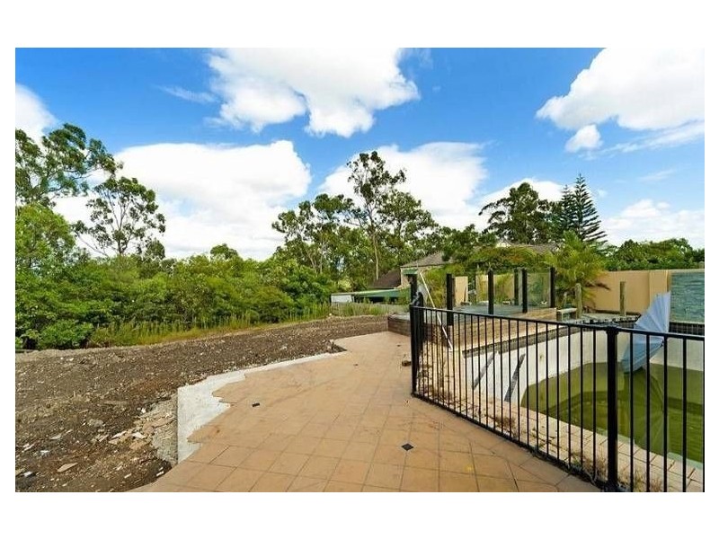 73 Tamworth Drive, Helensvale QLD 4212