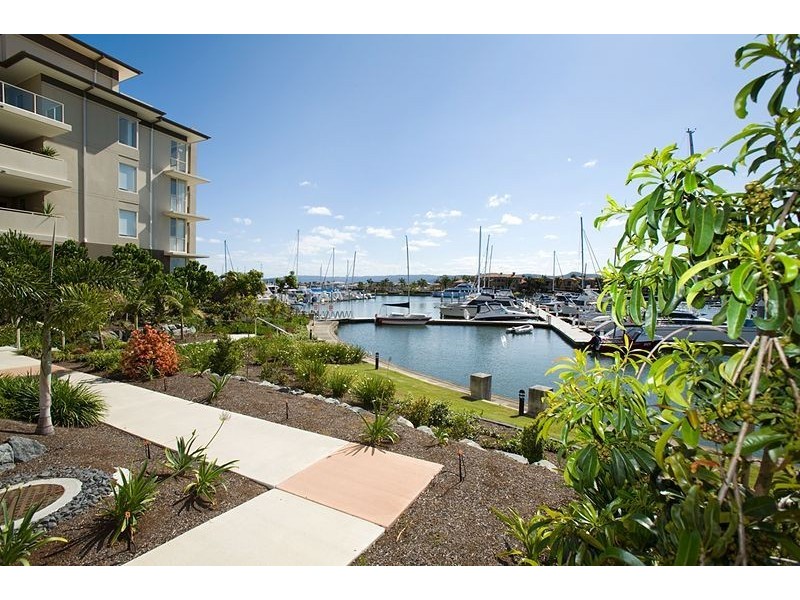 Hope Island QLD 4212