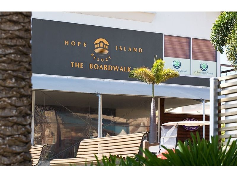 Hope Island QLD 4212