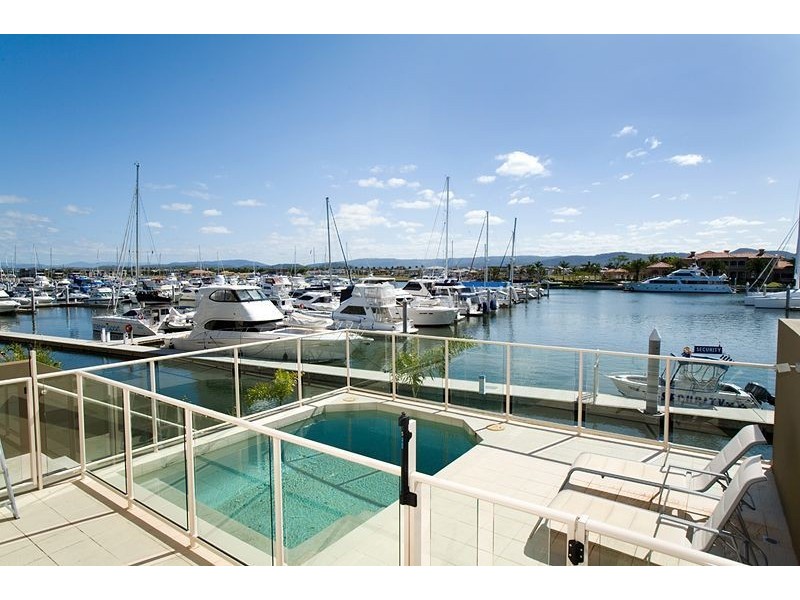 Hope Island QLD 4212
