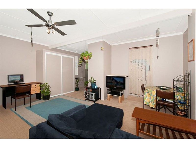 21 Mualla Drive, Ashmore QLD 4214