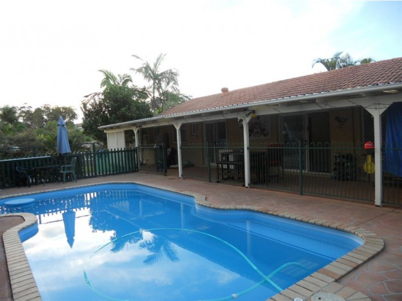 61 Ridgevale Drive, Helensvale QLD 4212