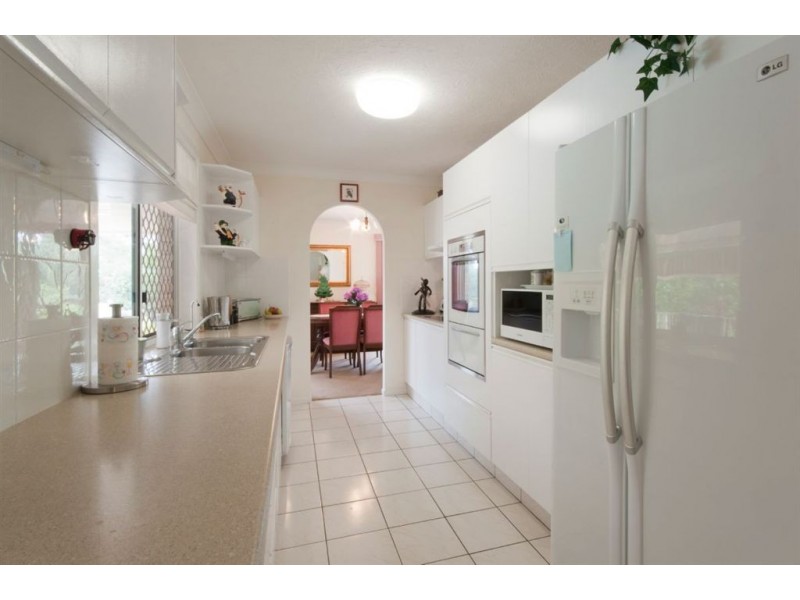 15 Glendale Place, Helensvale QLD 4212