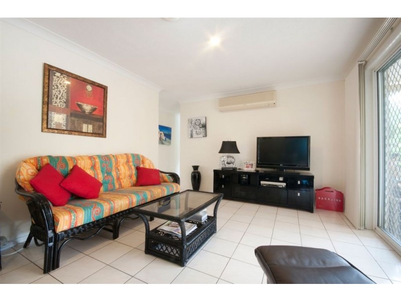 15 Glendale Place, Helensvale QLD 4212