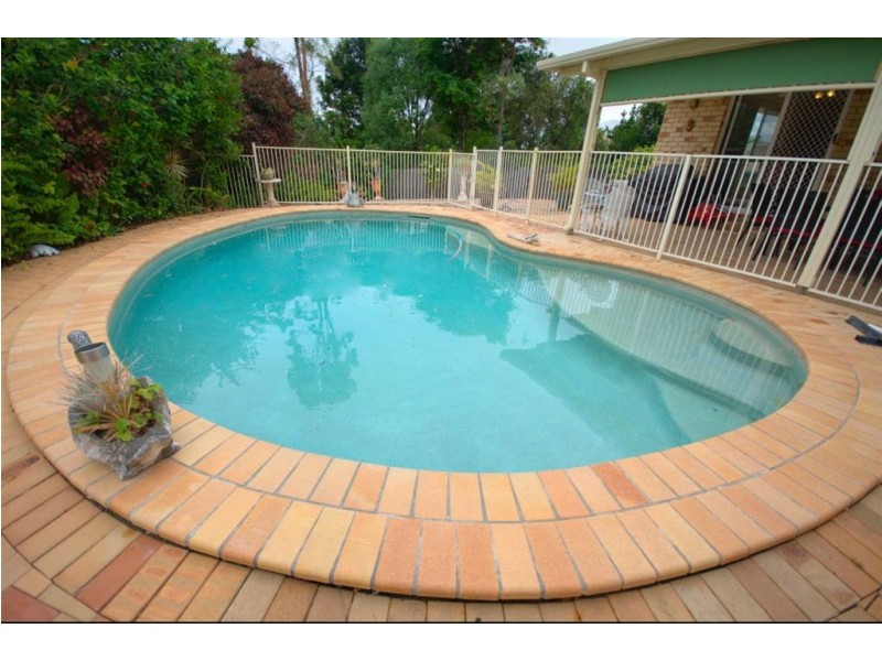 15 Glendale Place, Helensvale QLD 4212