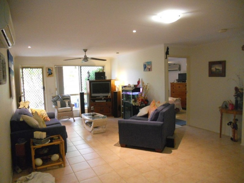 4/11 Vine Court, Oxenford QLD 4210