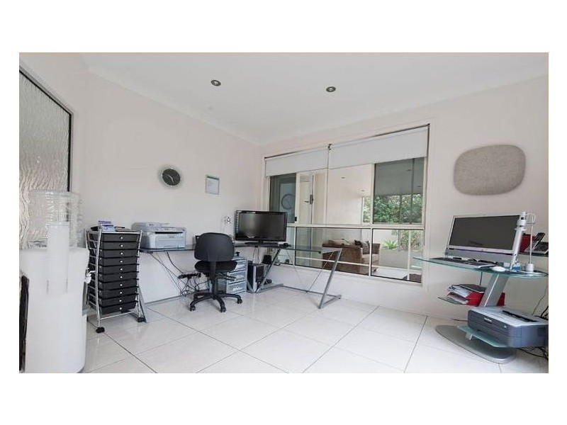 3 Wisemans Court, Helensvale QLD 4212