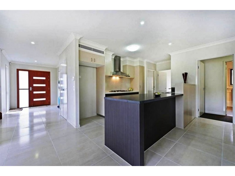 1 Elsey Court, Pimpama QLD 4209