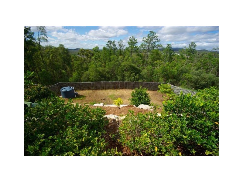 21 Hillary Circuit, Pacific Pines QLD 4211