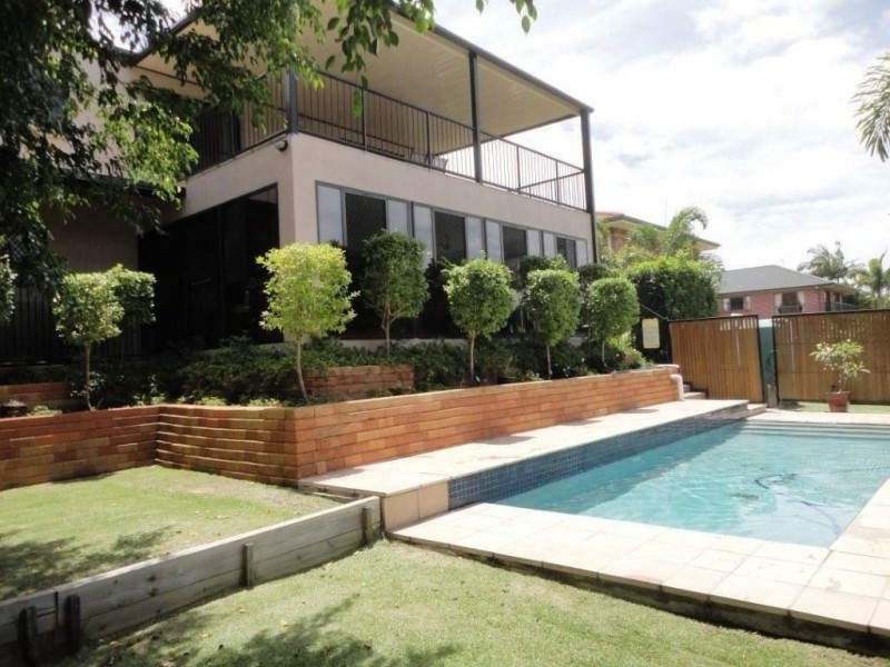 46 Gippsland Drive, Helensvale QLD 4212