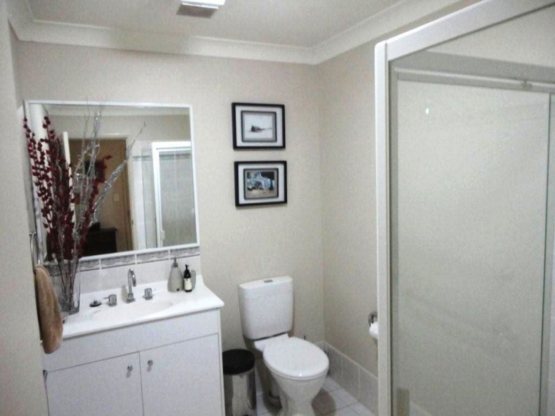 46 Gippsland Drive, Helensvale QLD 4212