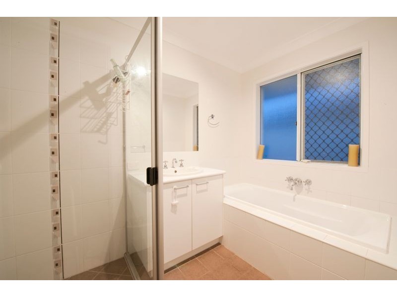 57 Highcrest Circuit, Molendinar QLD 4214