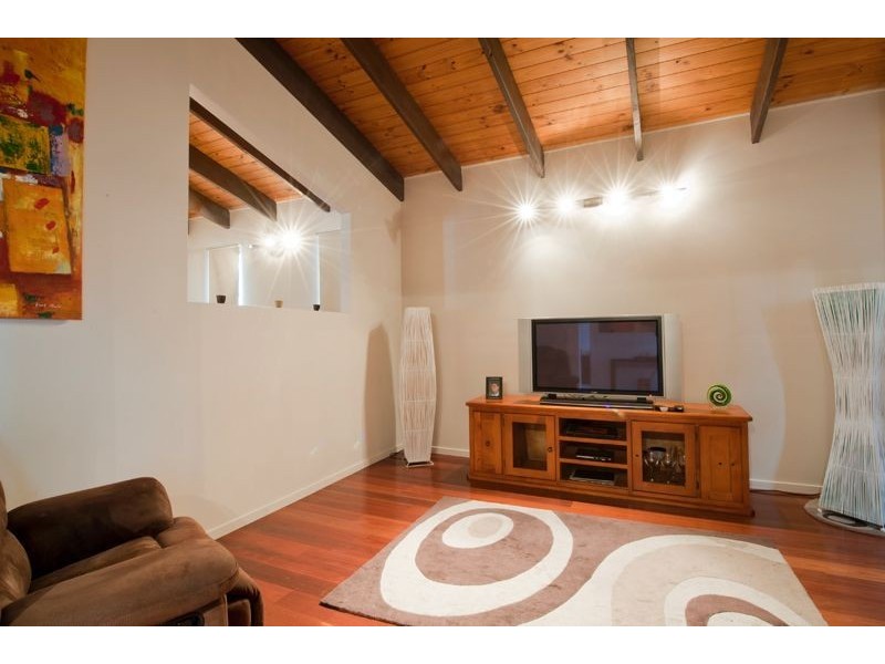 13 Latrobe Avenue, Helensvale QLD 4212