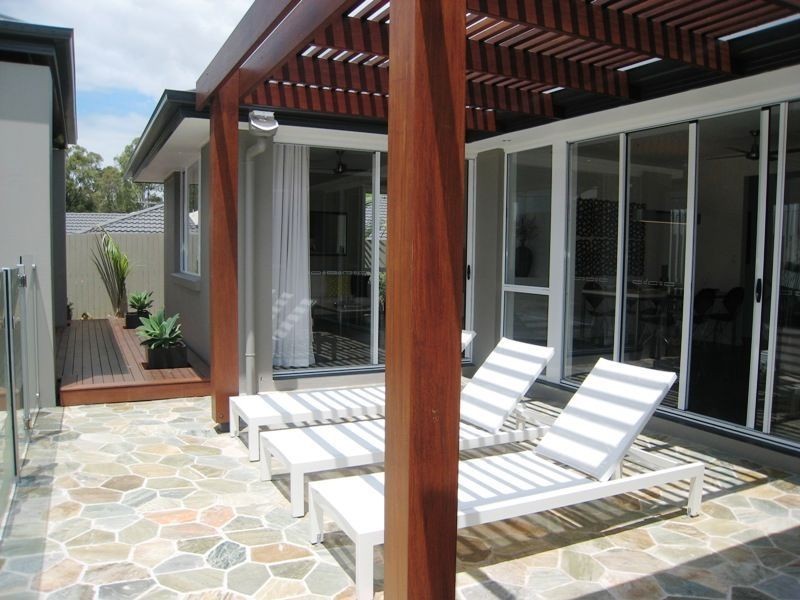 10 Dunraven Drive, Pimpama QLD 4209