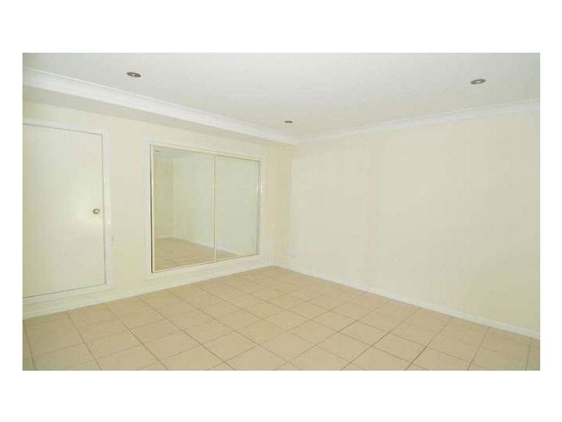 9 Leura Place, Helensvale QLD 4212