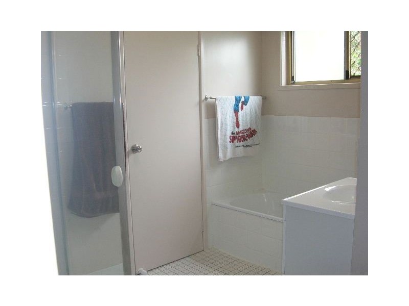 69 Universal Street, Oxenford QLD 4210